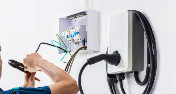 Best Licensed Electrician  in Mccom, OH